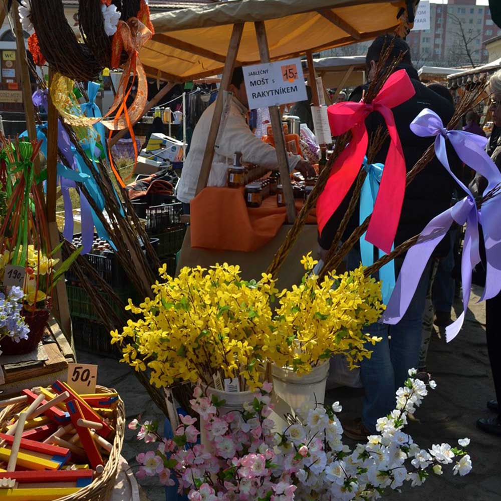 velikonoční jarmark Toulcův dvůr