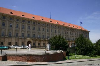 Černínský palác  - pohled