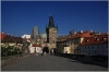 Karlův most v pozadí Malostranské mostecké věže