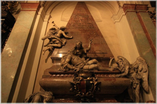 Praha 1 - kostel sv. Jakuba - interiér - náhrobek Václava Vratislava z Mitrovic