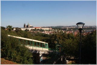 Petřín - zastávka lanové dráhy Nebozízek