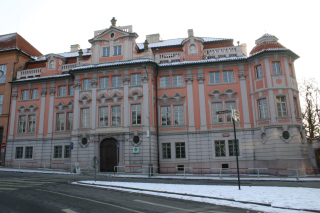 Praha 2 - Karlovo náměstí - Faustův dům