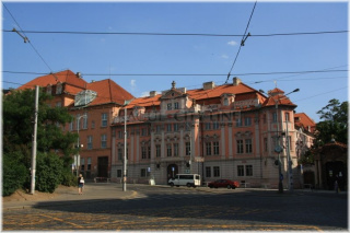 Praha 2 - Karlovo náměstí - Faustův dům