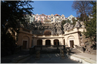 Praha 2 - Havlíčkovy sady(Grebovka) - Grotta