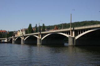 pha2-jiraskuv-most002