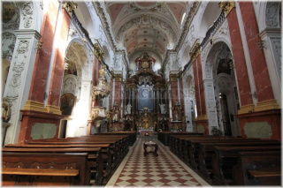 Kostel sv. Ignáce - interiér kostela