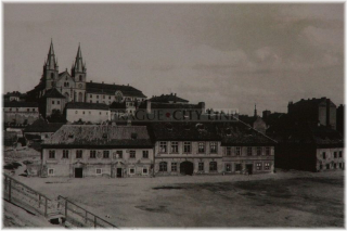 pha2-emauzy_historicke130706_008