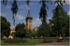Karlovo náměstí v pozadí Novoměstská radnice