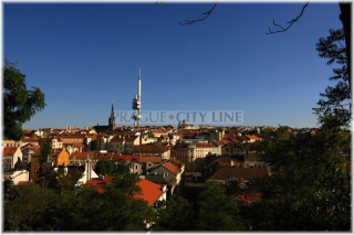 Pohled na Prahu 3 a Žžkov od Vítkova