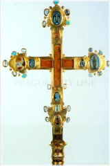 Svatovítský poklad - zlatý ostatkový kříž zvaný Korunovační