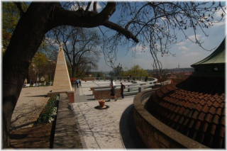 Pražský hrad - zahrada Na Valech - Plečnikova vyhlídka