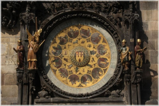 Staroměstské náměstí - Orloj - Kalendářní deska