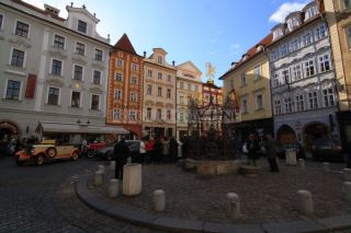 pha1-male-namesti101026_004