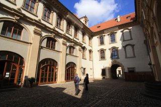 Valdštejnský palác - vnitřní nádvoří