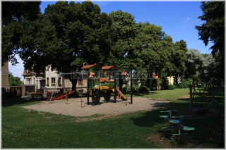 Praha 6 - dětské hřiště- Alej Českých exulantů