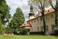 Den otevřených dveří na Britském velvyslanectví v Praze