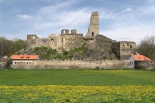 Velikonoční rytířská slavnost na hradě Okoři