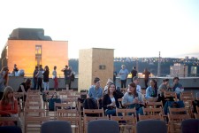 Letní kino na střeše Veletržního paláce